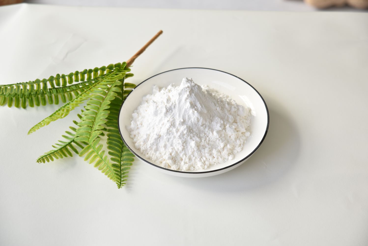 人类最早合成的香精：香草醛